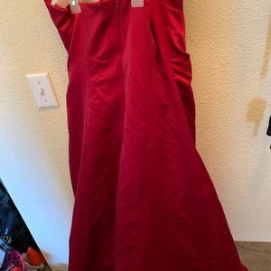 Red prom/bridesmaid dress